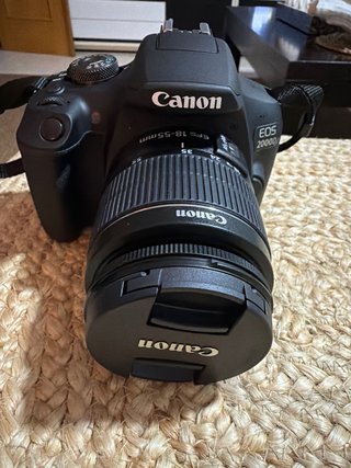 Canon EOS 2000D EF-S 18-55mm III Kit