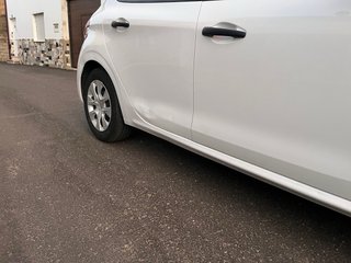 Peugeot 208 2016
