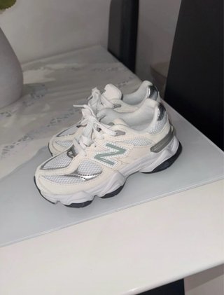 Scarpe New Balance Bambina di numero 30 e mezzo