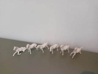 Conjunto 6 Caballos Porcelana Blancos