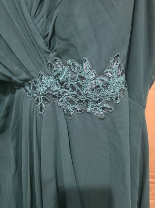 Vestido de fiesta verde