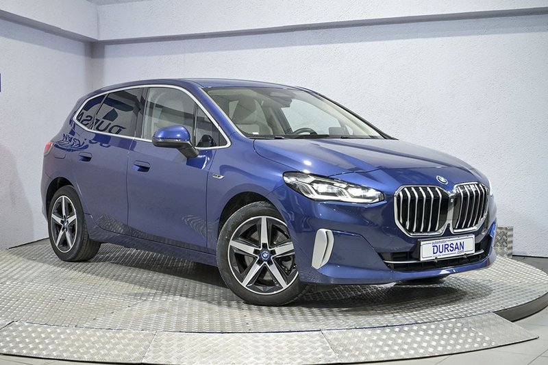 BMW Serie 2 2022, foto 3