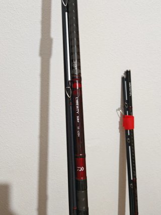 Cañas Daiwa Liberty Surf 33, 420 (2 unidades)
