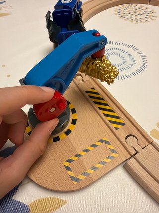 Tren de juguete BRIO y accesorios