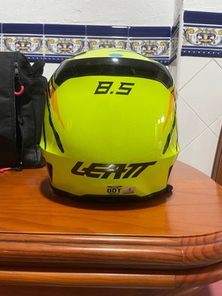Casco Leatt 8.5 Tiger con Gafas