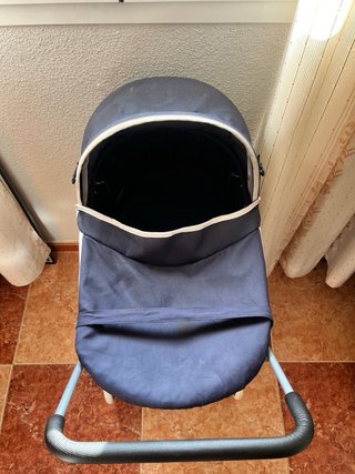 Carrito de muñecas clásico azul