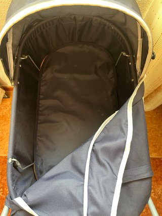 Carrito de muñecas clásico azul