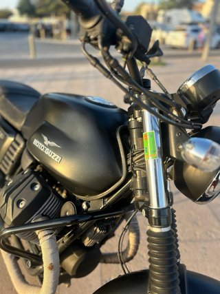 Moto Guzzi V7 II Stone (2016) - Apta A2 -