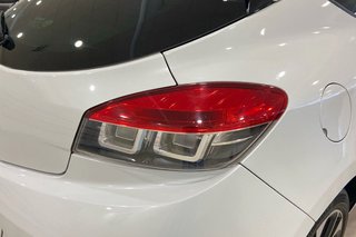 Renault Megane Coupé Bose EDC dCi 110