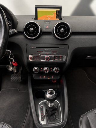 Audi A1 FULL EQUIP S-LINE