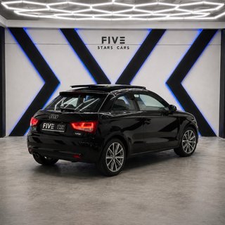 Audi A1 FULL EQUIP S-LINE