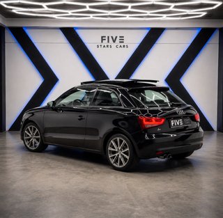Audi A1 FULL EQUIP S-LINE