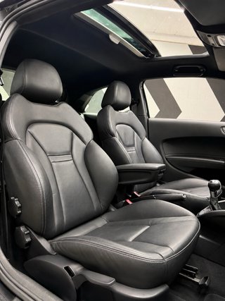 Audi A1 FULL EQUIP S-LINE