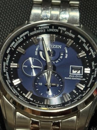 Citizen Eco-Drive Radiocontrolada Titanium