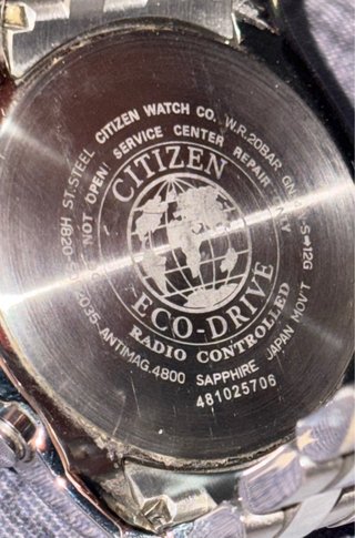 Citizen Eco-Drive Radiocontrolada Titanium