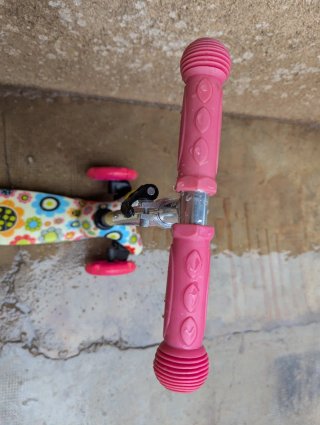 Patinete infantil 3 ruedas flores
