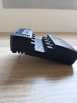 Cargador Powerex MH-C9000