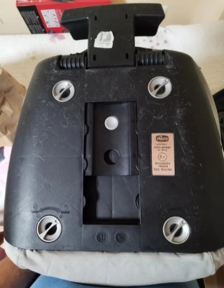 Sillita de coche para niño gris