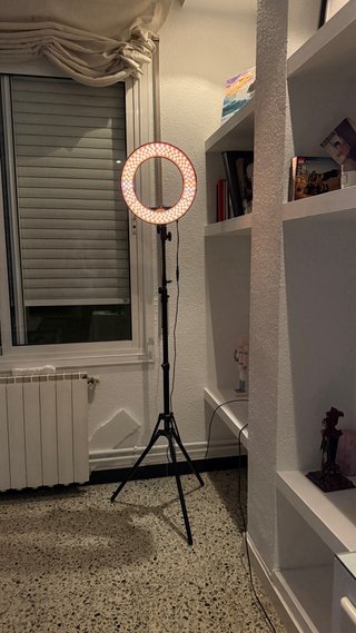 Aro de Luz Potente Trípode Resistente y alto.
