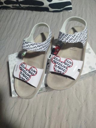 Sandalias Geox Mickey Mouse Talla 37