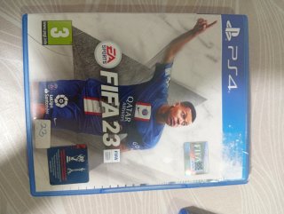 Giochi PS4: FIFA 23, Call of Duty, Lego Jurassic