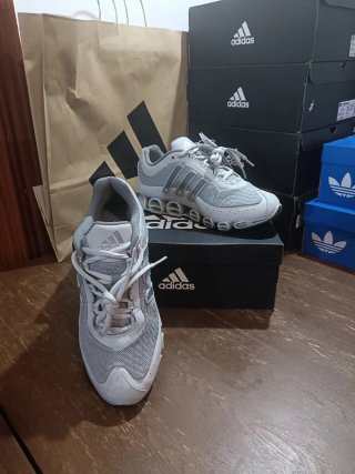 Zapatillas Adidas Megaride. Gama alta