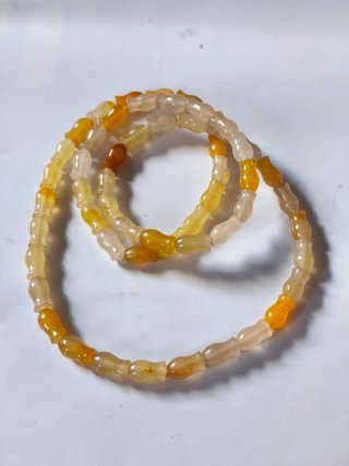 Collar de ágatas diseño jarrón con 80 ctms.