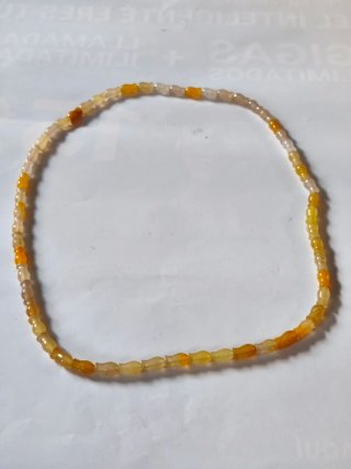 Collar de ágatas diseño jarrón con 80 ctms.