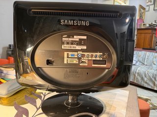Monitor Samsung SyncMaster 932MW LCD