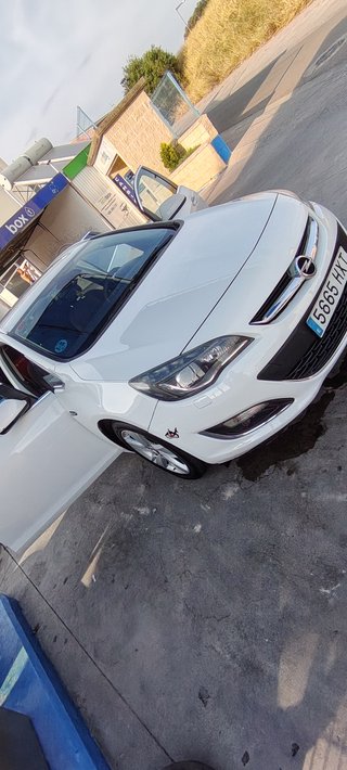 Opel Astra 2014