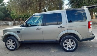 Land Rover Discovery SDV6 SE