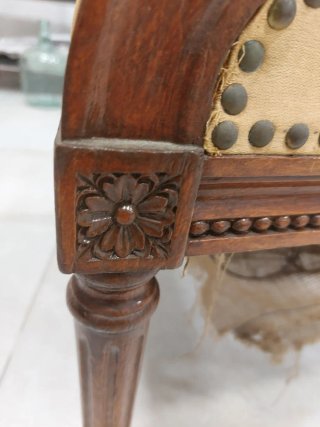 Silla Victoriana Tapizada Tela Amarilla
