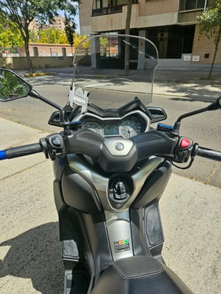 Yamaha XMAX 300 Scooter 2018