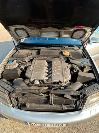 Audi A8 L 6.0 W12 quattro Tiptronic
