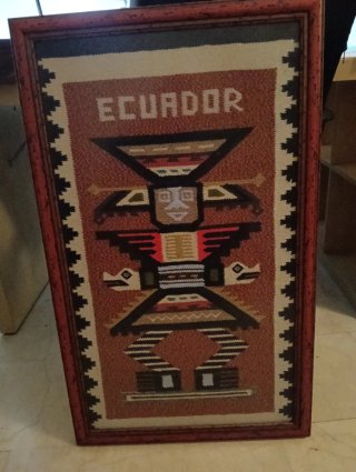 Tapiz Ecuador con Marco y Cristal.