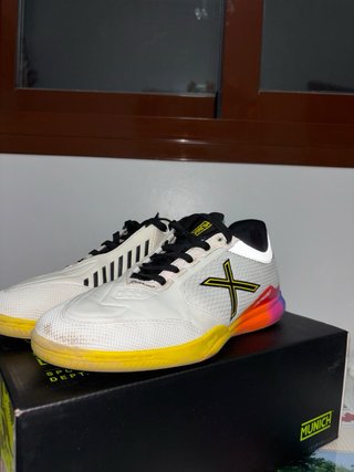Zapatillas Munich Fútbol Sala Talla 42