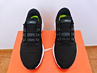 NIKE VOMERO 16 MUJER
