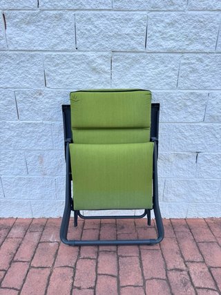 Sillón reclinable exterior verde