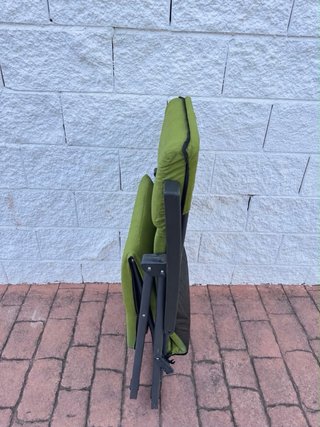 Sillón reclinable exterior verde