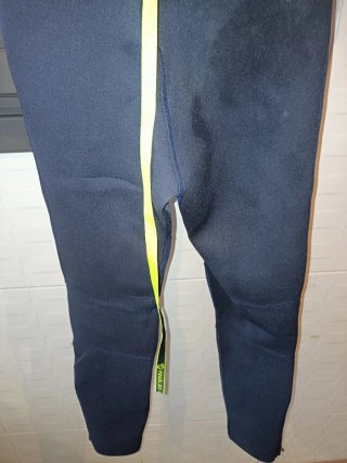 Neopreno OLAIAN negro y azul