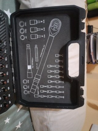 Llave dinamométrica 5-25Nm 33piezas