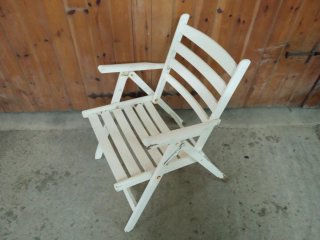 4 Sillas plegables de madera blancas