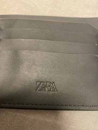 Cartera negra básica Zara