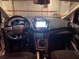 Ford C-MAX 2018 en perfectas condiciones!