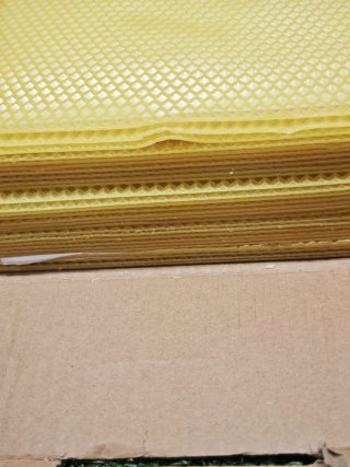 28 Láminas Cera Abeja Relieve 19,5x41,5 cm