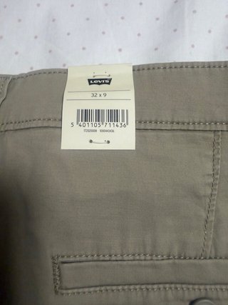 Pantalón corto Chino Levi's Beige Talla M