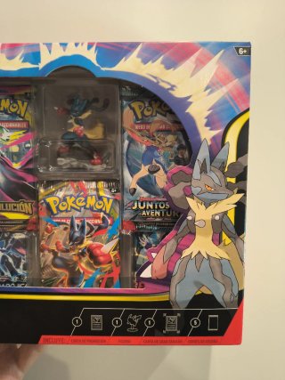 Caja Mega-Lucario (Pokémon TCG) SELLADA