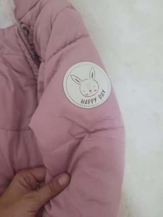 Mono de nieve para bebé rosa con capucha 98 cm.