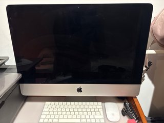 Apple iMac 21,5 Plata