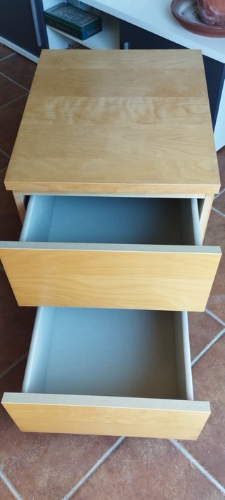 Mesitas de noche de madera